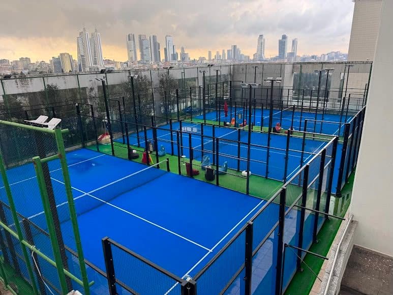 Let’s Play Padel 